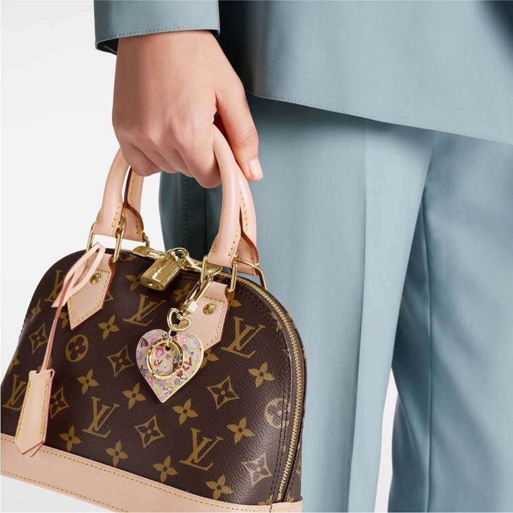 COPY - Louis Vuitton Brass Lock & Key Set - Picture 11 of 16